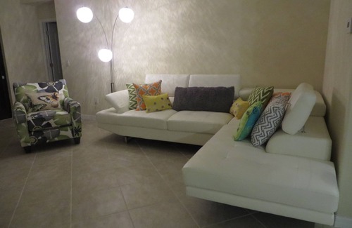 Gran Paradiso Maison | TOUT INCLUS MEUBLÉ 3 CHAMBRES 2 BAIN MAISON VENISE FLORIDE