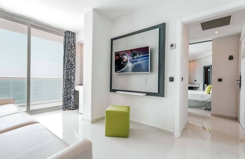 Figueretas Station Balnéaire | All-Inclusive Joy Junior Suite at the Ibiza Twiins: Panoramic Beach Views