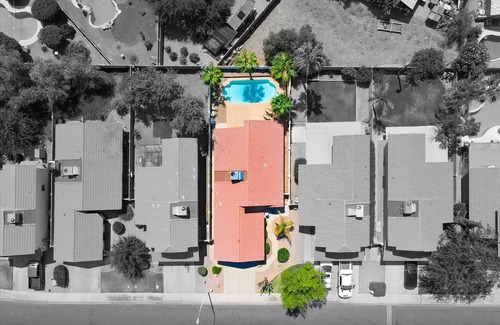Chandler Maison | ✈︎All NEW Tropical Smart Home w/ ✦Pool ✦Grill✦82"TV