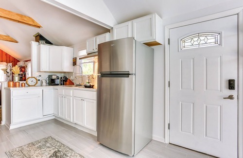 Highland Lakes Cabine | All-Season Vernon Township Lake House Retreat!