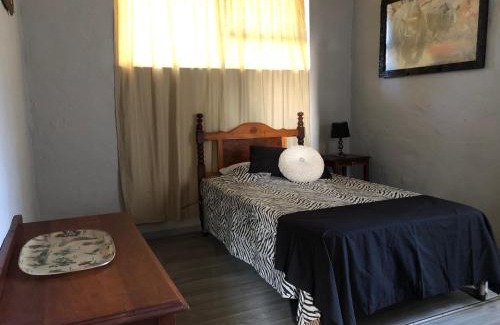 Hartbeespoort Maison | All the Way