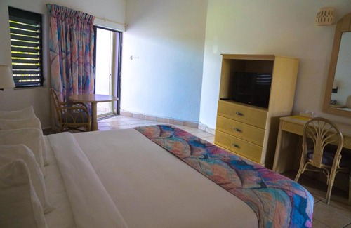 The Lime Hôtel | Allamanda Beach Resort