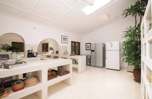 Municipio 5 Villa | Allamanda Frangipani Cottage by YourHost, Malindi