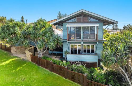 Yamba Maison | Allawah Cottage - Most Popular Beach House
