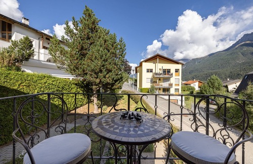 Engadin Scoul Appartement | 9 notes sur "e-domizil": 4. 87 d'un maximum de 5. 0 points