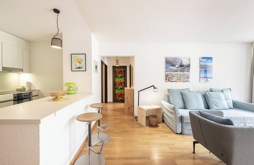 Engadin Scoul Appartement | 9 évaluations sur "e-domizil": 4. 58 sur un maximum de 5,0 points