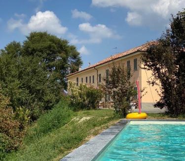 Nizza Monferrato Lit Et Petit-Déjeuner | Allegro Holiday