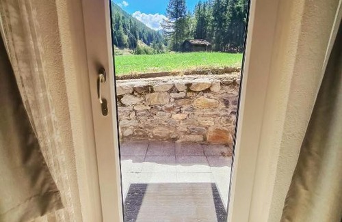 Saas-Balen Appartement | Alleinstehende, idyllische Wohnung an guter Lage!