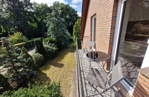 Verden Appartement | AllerGrün apartment, balcony with a view of nature