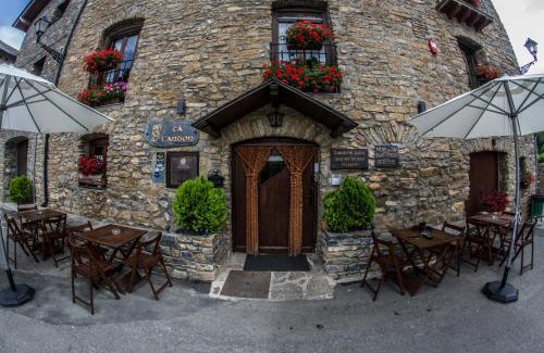 Pujal Maison | Allotjament Rural Ca L'Anton