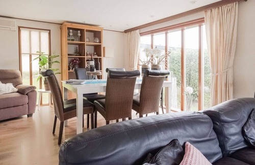 Lith Chalet De Ski | Alluring Chalet in Lith with Terrace and Garden