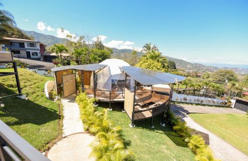 Escazu Autre | Alma Glamping