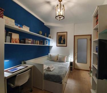 Chinatown Appartement | Alma Vacation Apartment in the centre, big terrace