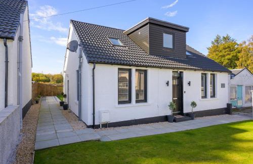 Kirkcaldy Maison | Almara- Cosy cottage in fife