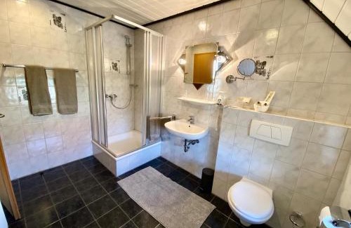 Weine Hôtel | Almehof Thöne