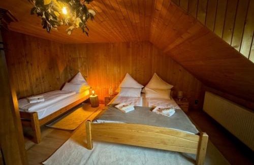 Utzenfeld Appartement | Almgasthaus Knöpflesbrunnen Vierbettzimmer 2
