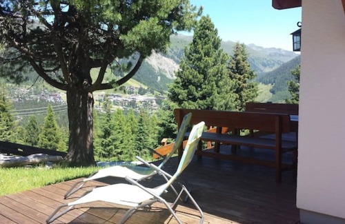 Hochkrimml Chalet De Ski | Almhaus Louise - in the middle of the Zillertal Arena ski area - coziness & comfort