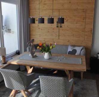 Oberstaufen Appartement | ALMI - Alpenglück Traumhafte Whg.m.20qm Dachterr.