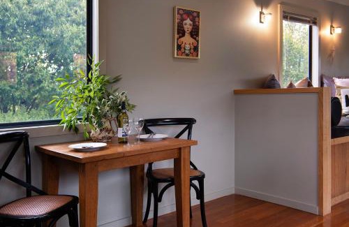 Hepburn Maison | Alofi- stunning views and a private cinema room!