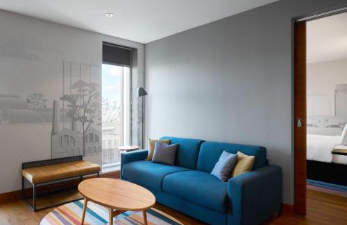 Custom House Hôtel | Aloft London Excel