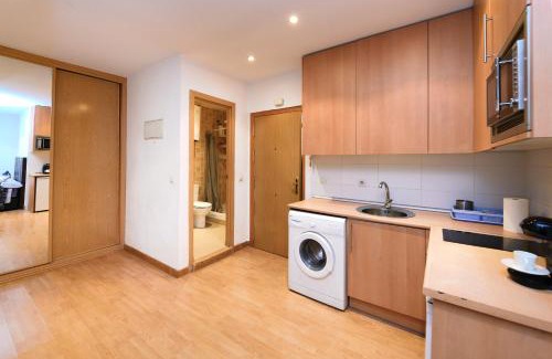 Adelfas Appartement | Alojamiento entero cerca Wizin center