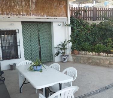 Pegalajar Appartement | Alojamiento rural casa cueva abuelo Miguel