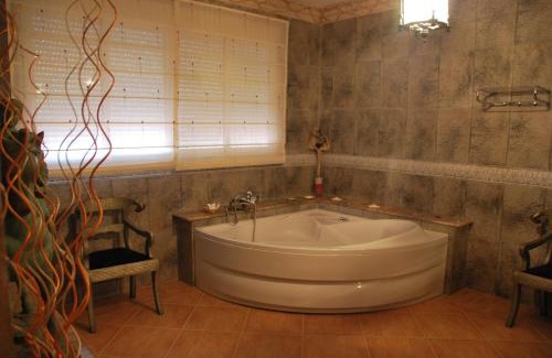 Valdepenas Hôtel | Alojamiento Rural Los Delfines