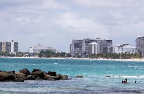 Isla Verde Appartement | Alojamiento Vacacional Cerca a la Playa Isla Verde en Carolina