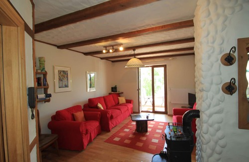 Zell Appartement | Alone in indoor pool, sauna, steam sauna, directly on the banks of the Moselle, balcony