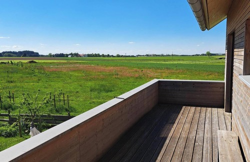 Unterallgau Appartement | "Alpakaleben" apartment in an ecological wooden house with a fantastic view and alpacas