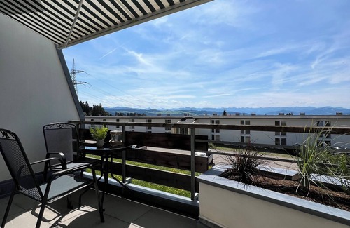 Scheidegg Appartement | Alpenruhe vacation apartment with pool & sauna as a starting point for excursions in the Allgäu