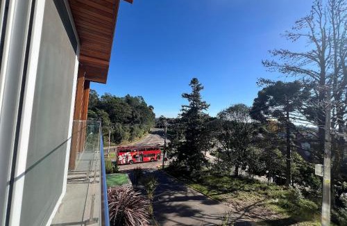 Tirol Appartement | Alpes 307 - Apê NOVO em Gramado c/garagem