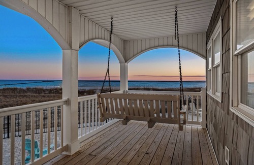 Inlet Harbour Maison | Alpha At The Point: Oceanfront, Private Pool & Hot Tub, Breathtaking Views