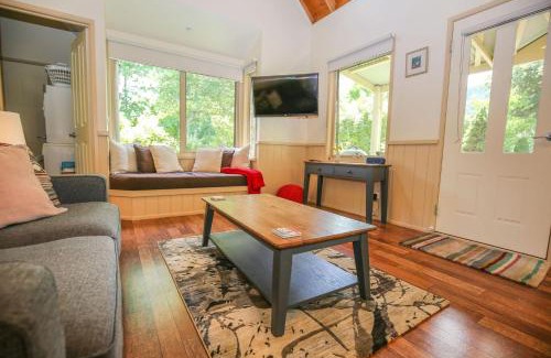 Harrietville Appartement | Alpine Arnica Cottage 1