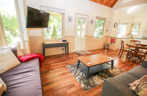 Harrietville Appartement | Alpine Arnica Cottage 1