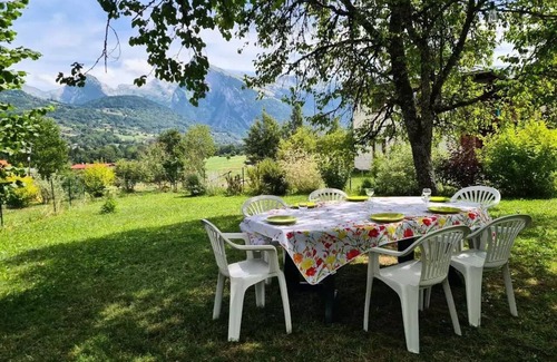 Morillon Villa | Appartement RDC avec jardin clos et arboré