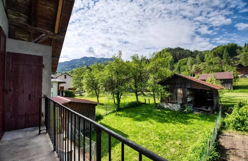 Morillon Villa | Maison mitoyenne de village proche télécabine