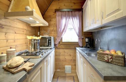 Cutigliano Chalet De Ski | Alpine Getaway in Tuscany