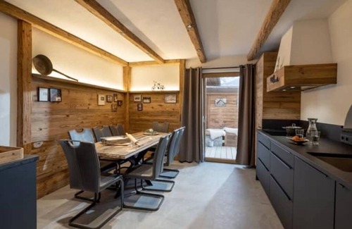 Moosen Appartement | Alpine Lodge SKI IN- SKI OUT Luxurious vacation apartment with 4 bedrooms