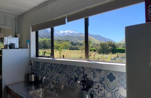 Hapuku Cabine | Alpine Manuka View Cabin