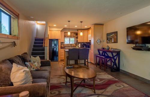 Ketchum Maison | Alpine Villa Condo 1