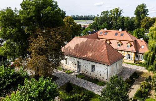 Gross Beuchow Maison | Alte Kirche im Schloss Beuchow