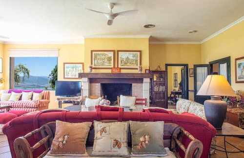 Arcos de la Frontera Maison | Alterhome Private Villa Cortijo Sierra y Lago
