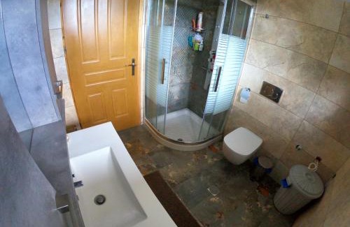 Parisata Appartement | Alternative Lux Apartment