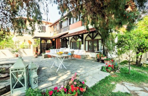 Paradhisos Maison | Alterra Vita