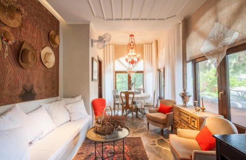 Paradhisos Maison | Alterra Vita