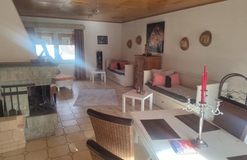 Schieder-Schwalenberg Appartement | Altes Forsthaus Penthouse & Fachwerkstübchen für Monteure und Firmen am Schiedersee