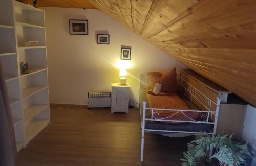 Schieder-Schwalenberg Appartement | Altes Forsthaus Penthouse & Fachwerkstübchen für Monteure und Firmen am Schiedersee