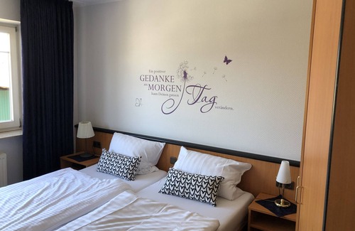 Loningen Hôtel | Altes Gasthaus Stover