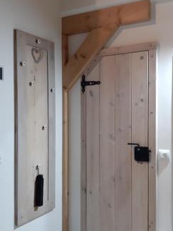 Gustow Appartement | Altes Siedlerhaus Nesebanz